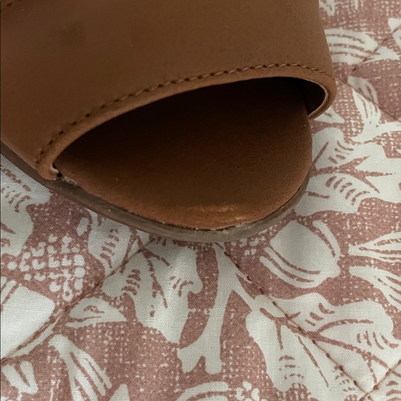 Easy Street Sz 6W Caramel Brown Peep-Toe Ankle Boots Shooties Zip Back - Picture 11 of 12